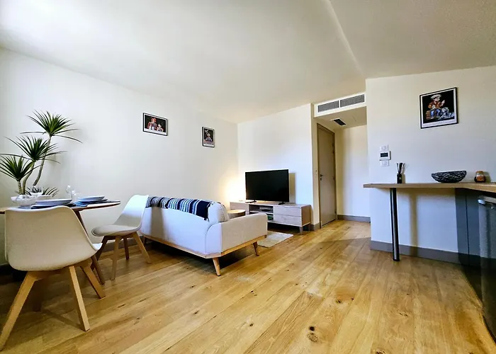 L'aubernon Authentique - Deux Pas De La Apartment Antibes